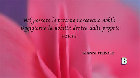 bellezza frasi celebri versace|gianni versace frasi famose.